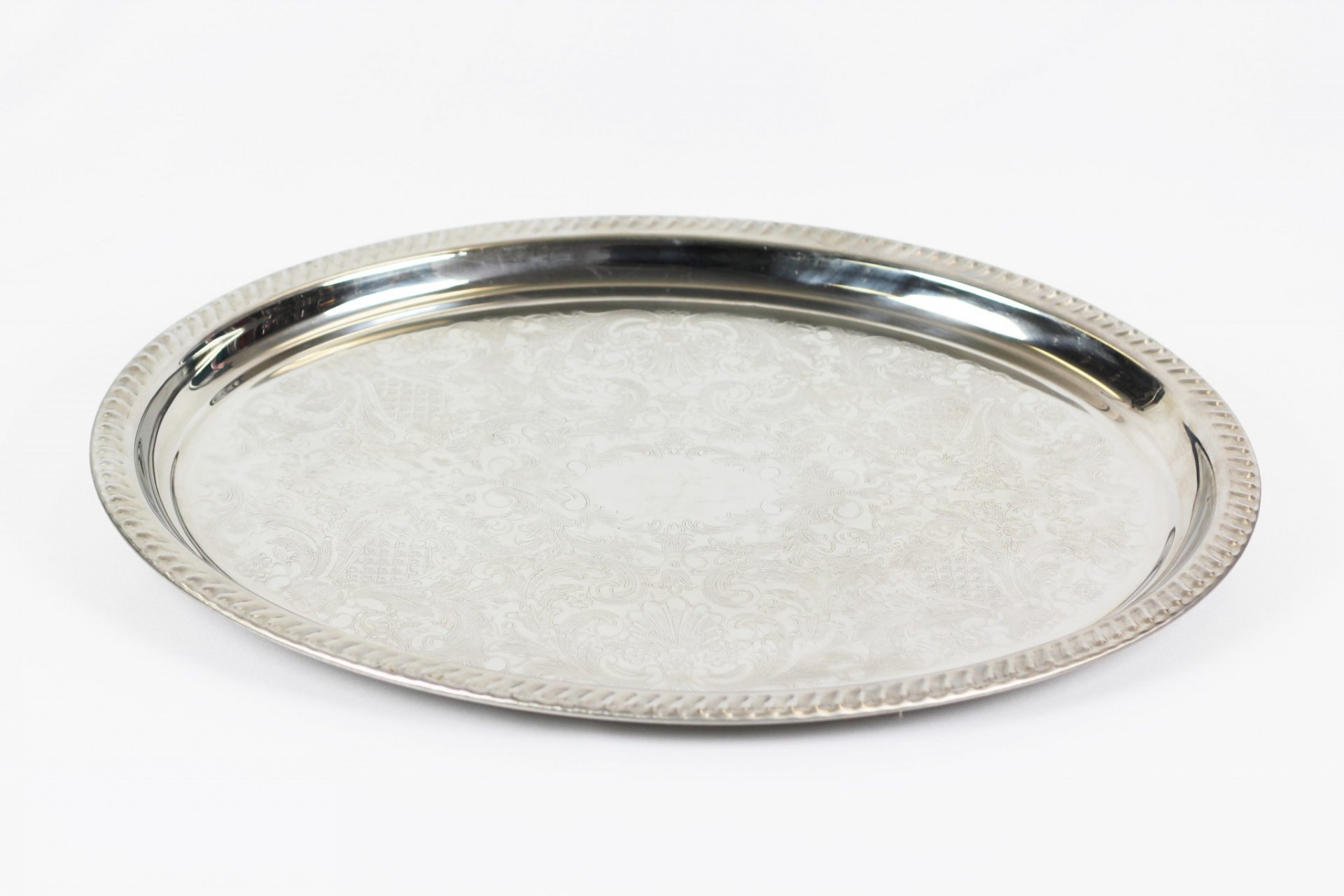 Silver Trays – Oval | United Rent All - Omaha